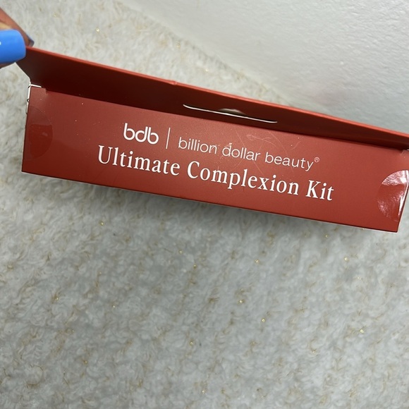 Ultimate Complexion Kit - Billion dollar beauty - Picture 6 of 6